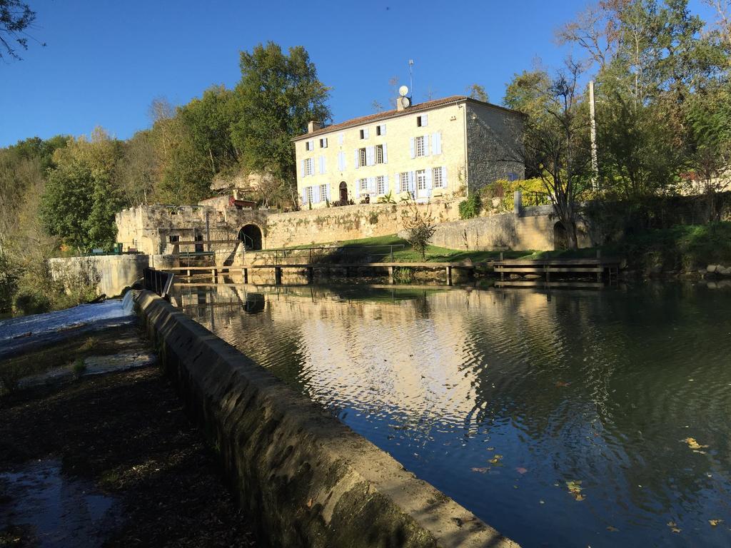 Moulin de Bapaumes Bed & Breakfast Nérac Exterior foto